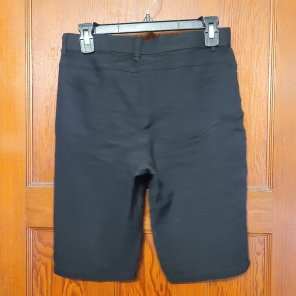 2 Pair of walking shorts - Picture 2 of 5
